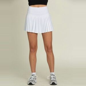 NWOT 15” Off-White Pleated Tennis Skirt | Small (S) | Gold Hinge